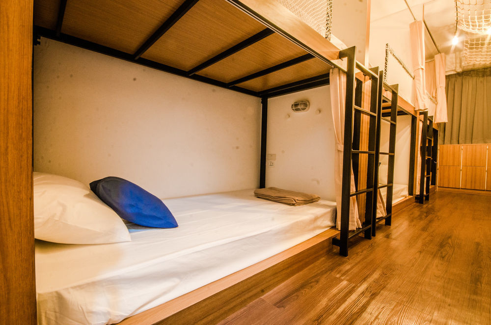 Pier 49 Hostel Bangkok Esterno foto