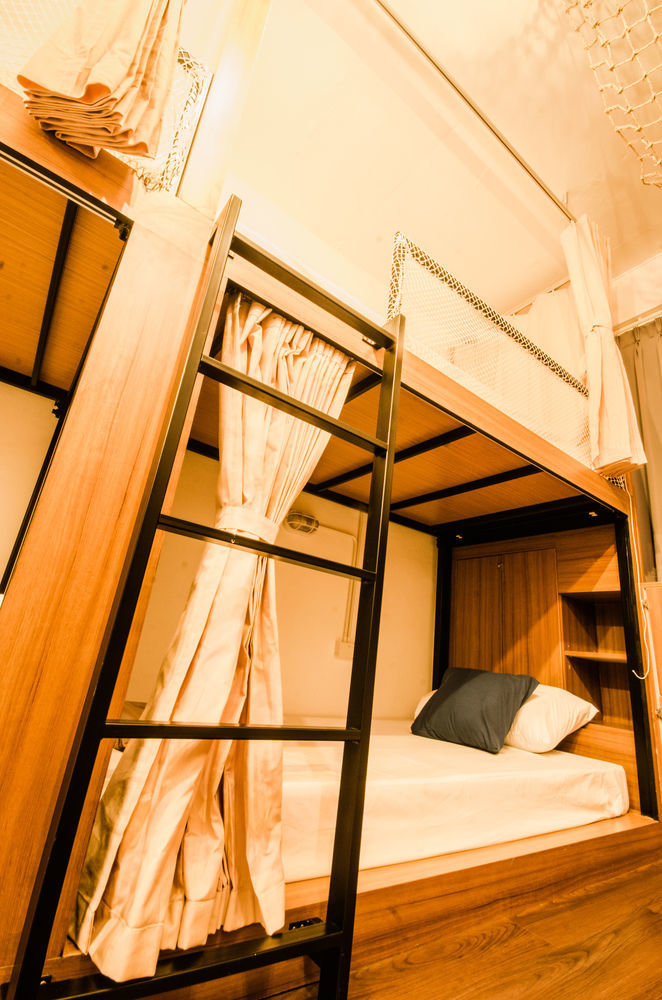 Pier 49 Hostel Bangkok Esterno foto